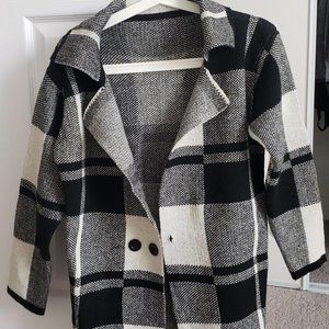 Women Knitted Jacket  BLACK & WHITE